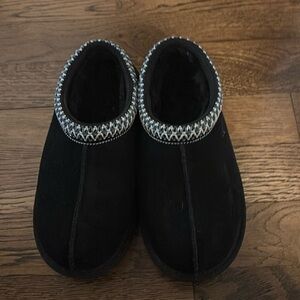 Brand new toddler uggs tazmans